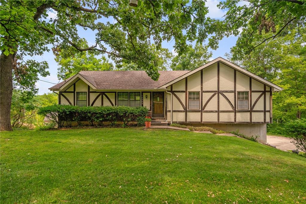 Listing Photo MLS #HMS2631512