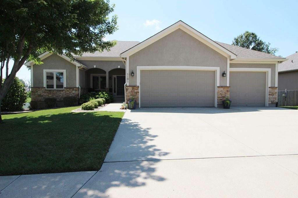 Listing Photo MLS #HMS2631554