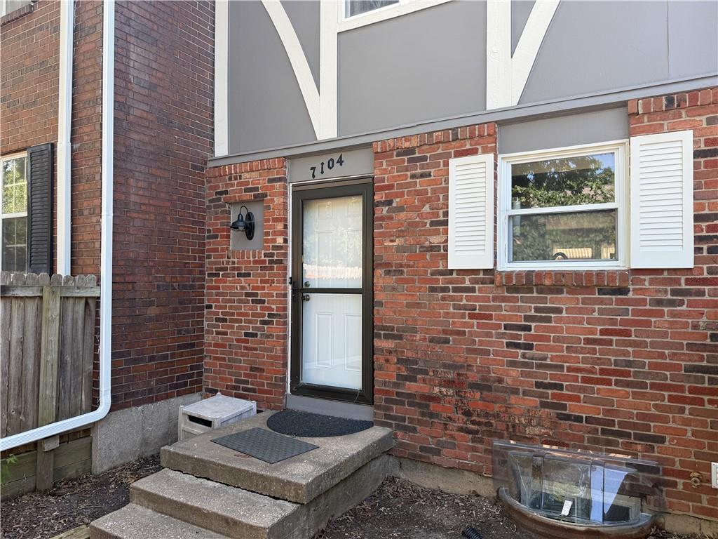 Listing Photo MLS #HMS2631560
