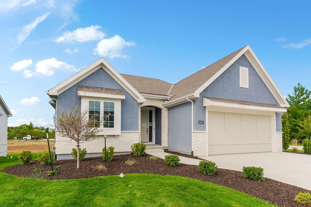 Listing Photo MLS #HMS2631705