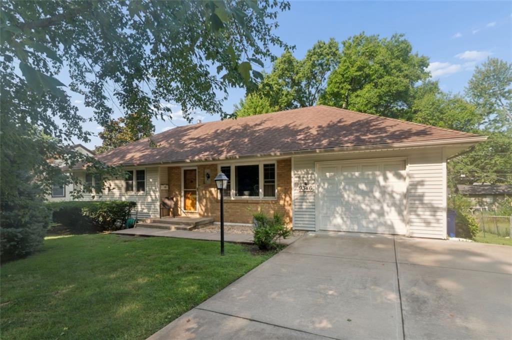 Listing Photo MLS #HMS2631977