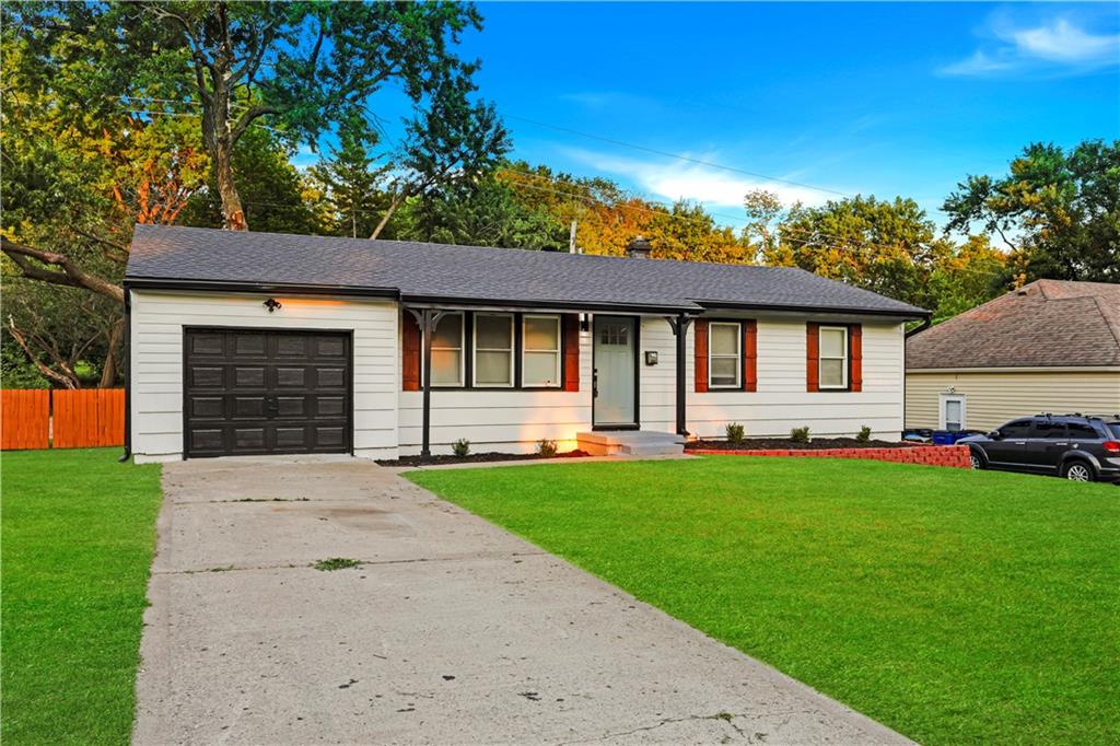 Listing Photo MLS #HMS2632070