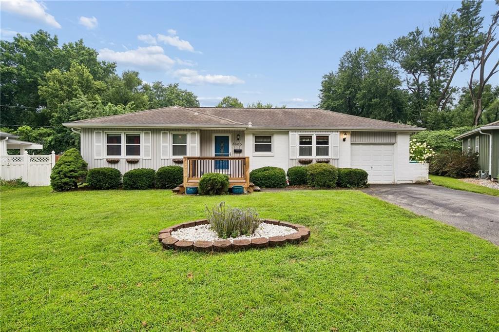 Listing Photo MLS #HMS2632087