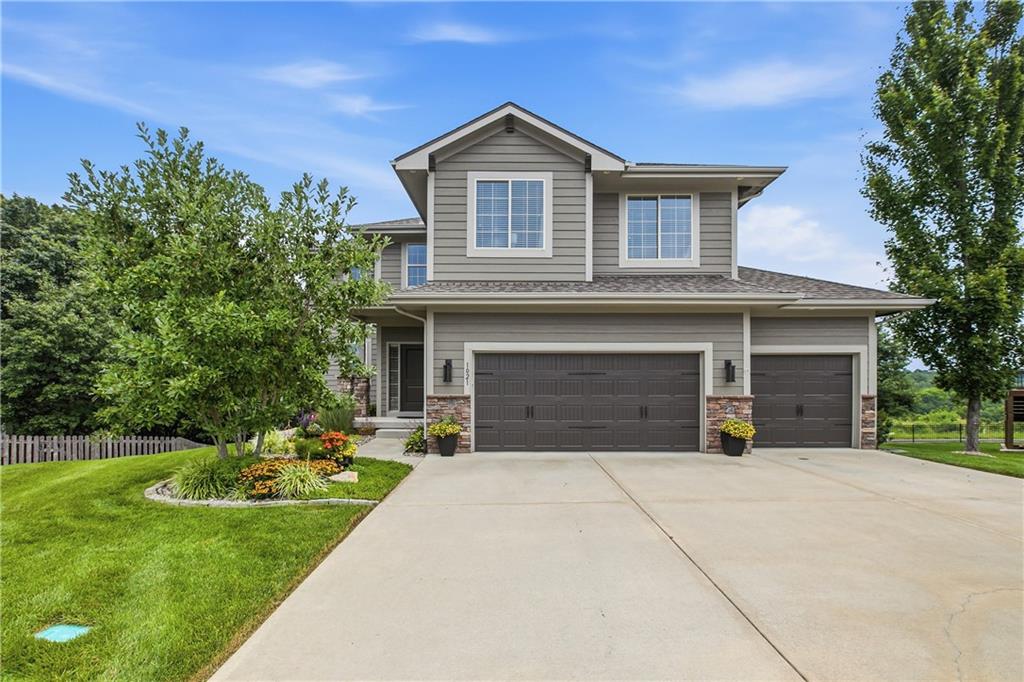 Listing Photo MLS #HMS2632187