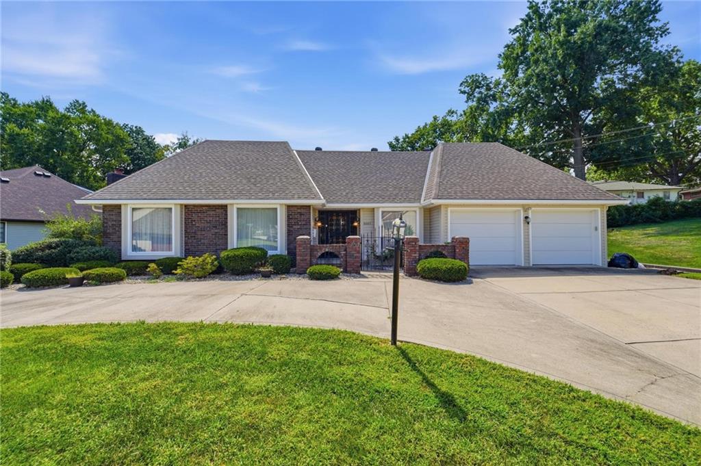 Listing Photo MLS #HMS2632204