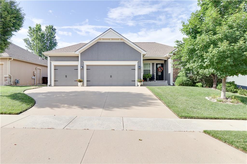 Listing Photo MLS #HMS2632289