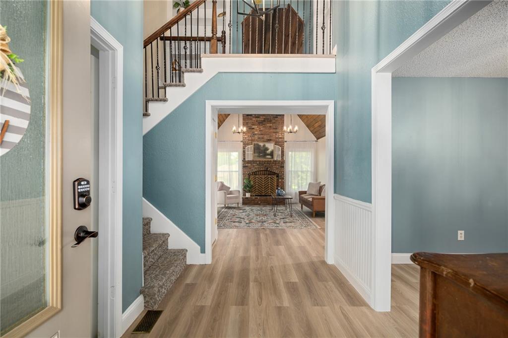 Listing Photo MLS #HMS2632375