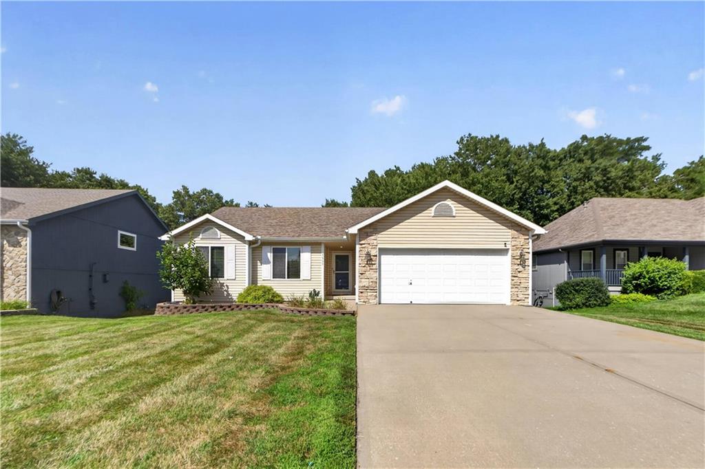 Listing Photo MLS #HMS2632668