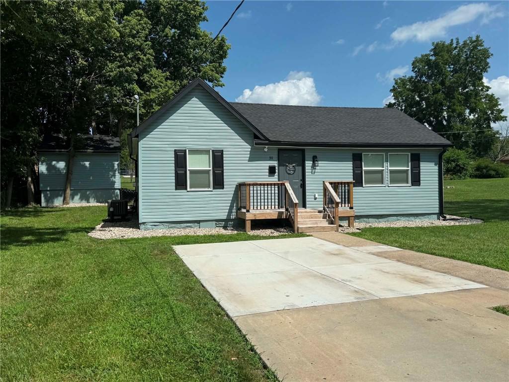 Listing Photo MLS #HMS2632695