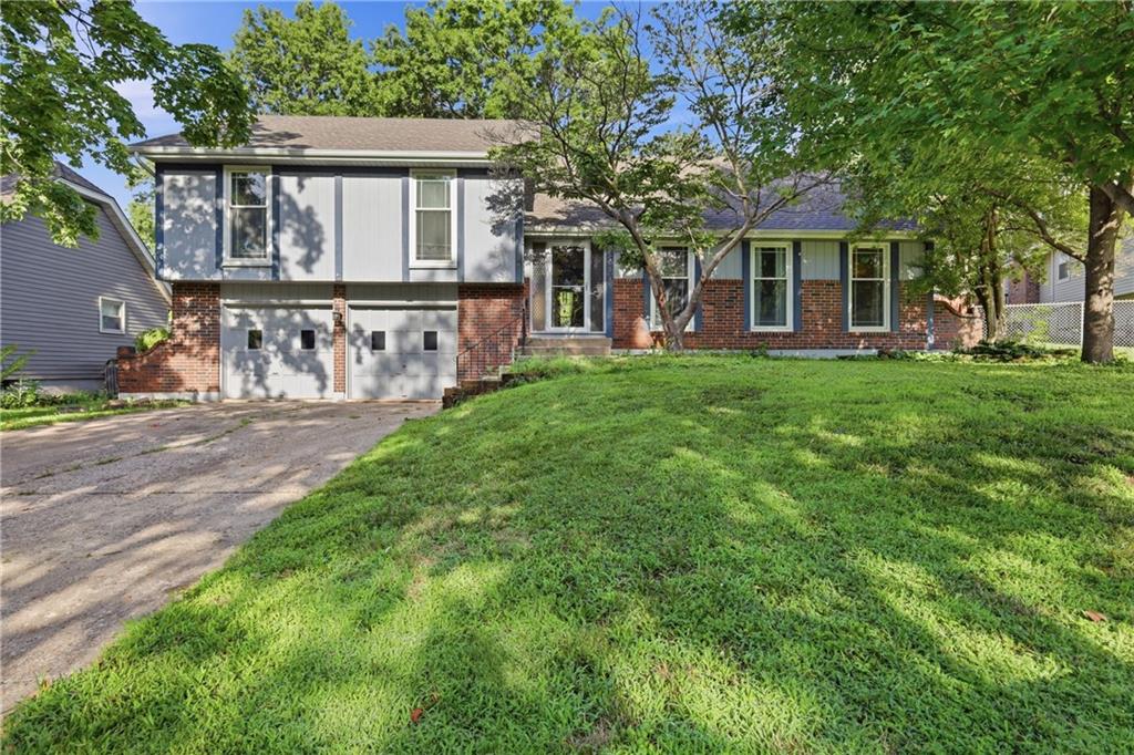 Listing Photo MLS #HMS2632819