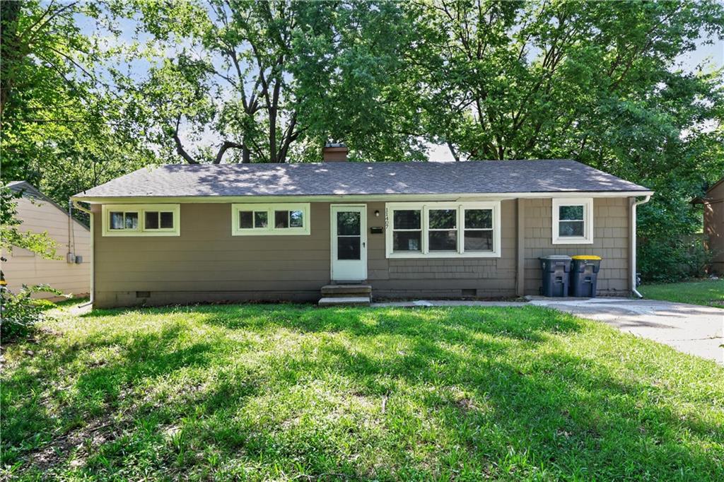 Listing Photo MLS #HMS2633105