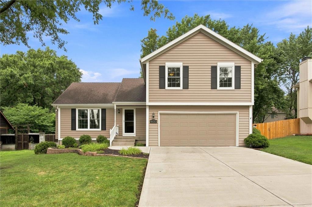 Listing Photo MLS #HMS2633155