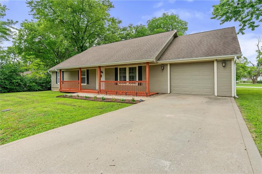 Listing Photo MLS #HMS2633191