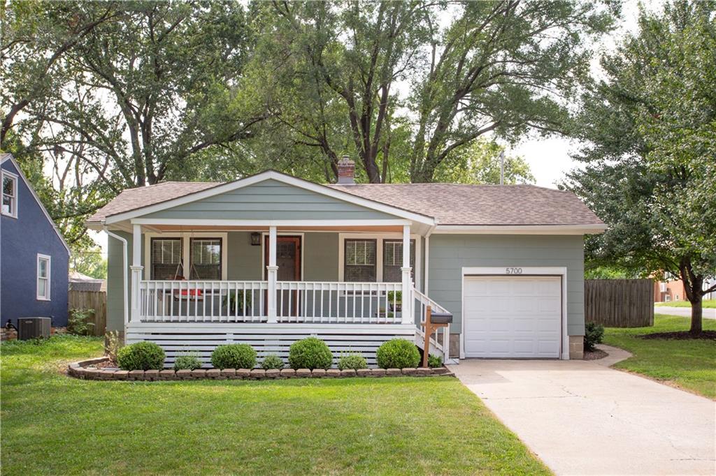 Listing Photo MLS #HMS2633217