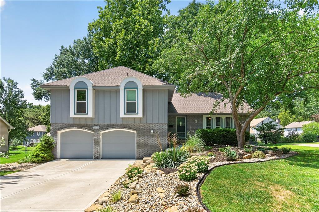 Listing Photo MLS #HMS2633333