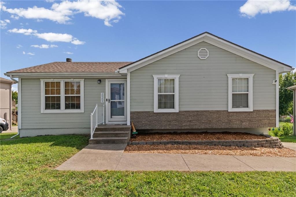 Listing Photo MLS #HMS2633341