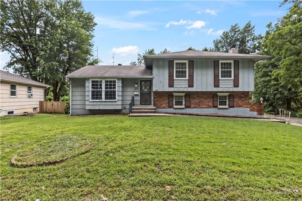 Listing Photo MLS #HMS2633571