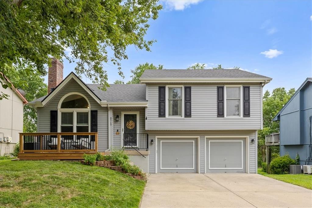 Listing Photo MLS #HMS2633687