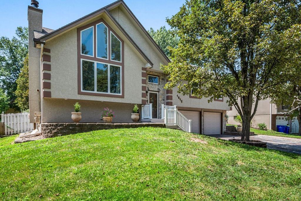 Listing Photo MLS #HMS2633781