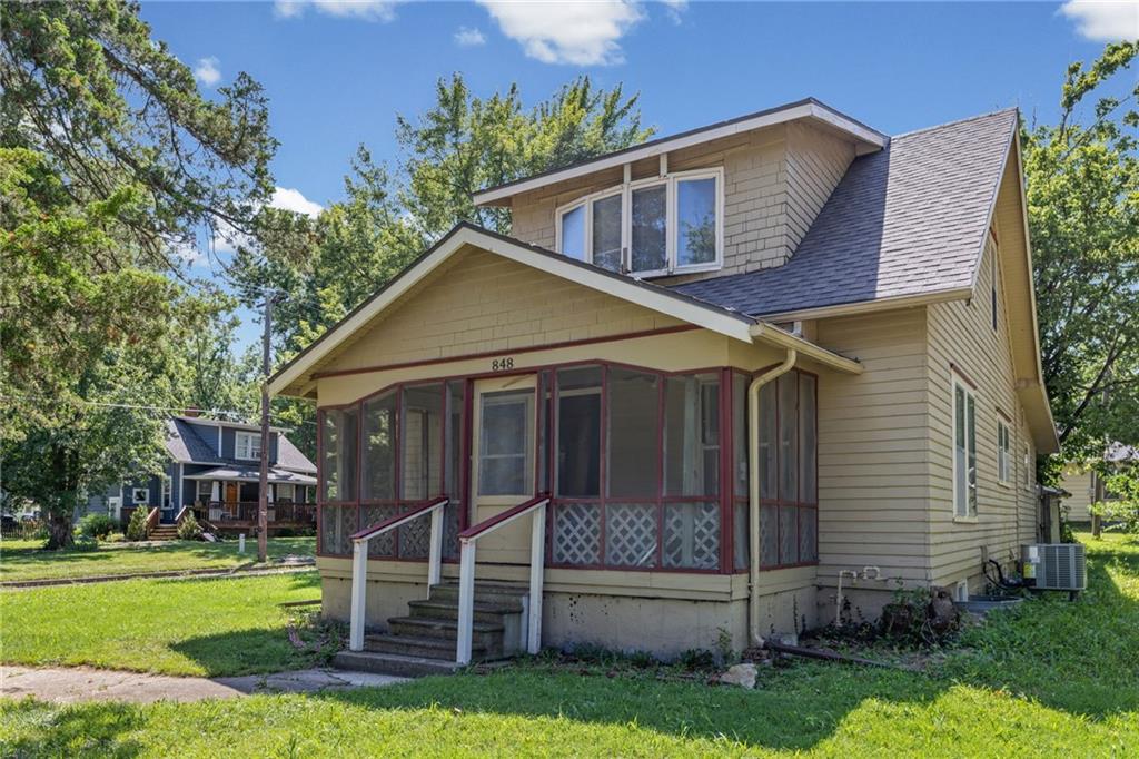 Listing Photo MLS #HMS2633801