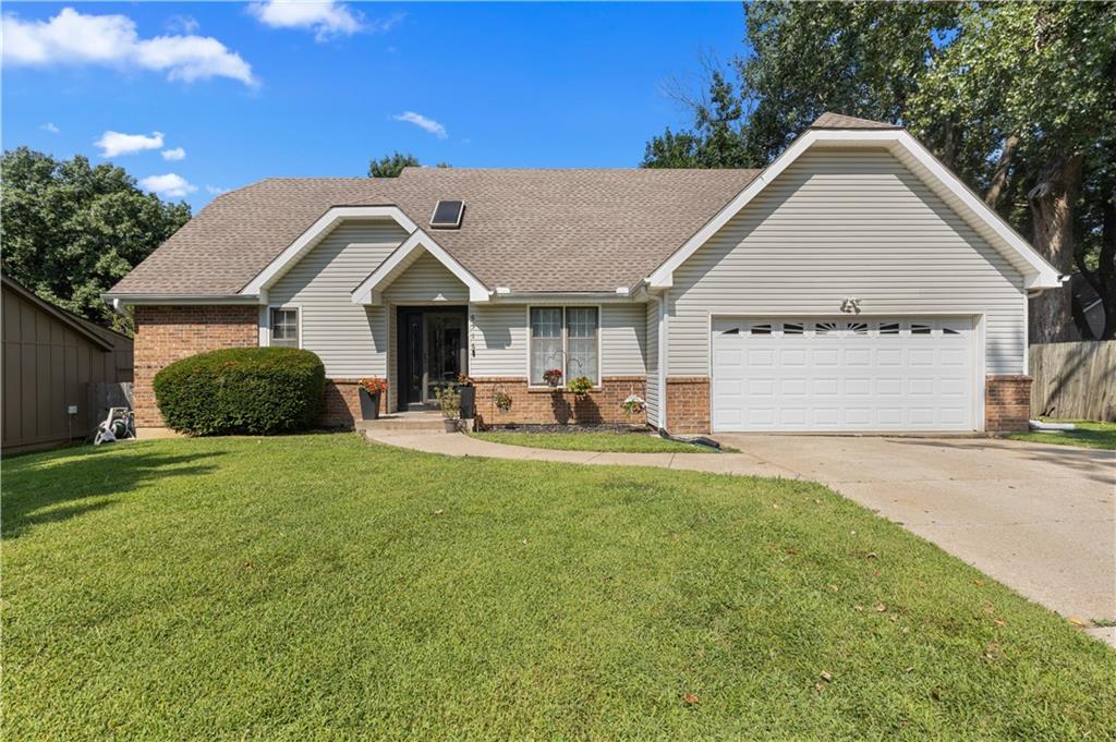 Listing Photo MLS #HMS2633835