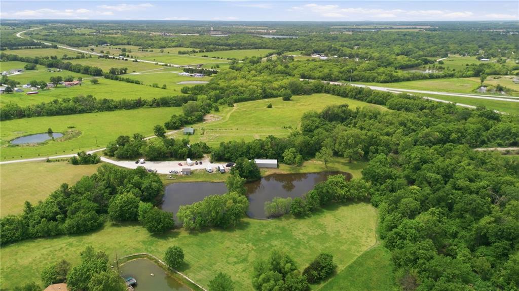 Listing Photo MLS #HMS2633896