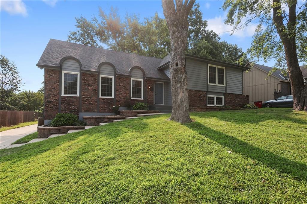 Listing Photo MLS #HMS2633958