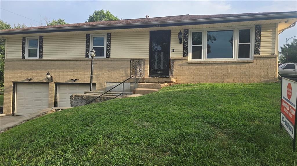 Listing Photo MLS #HMS2633977