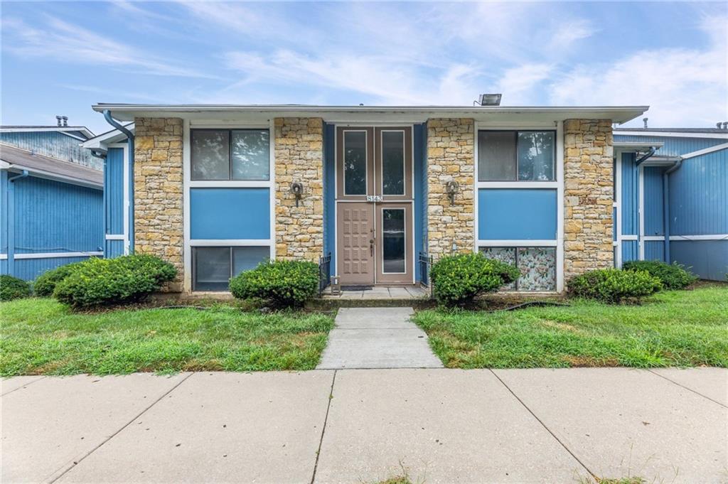 Listing Photo MLS #HMS2634071