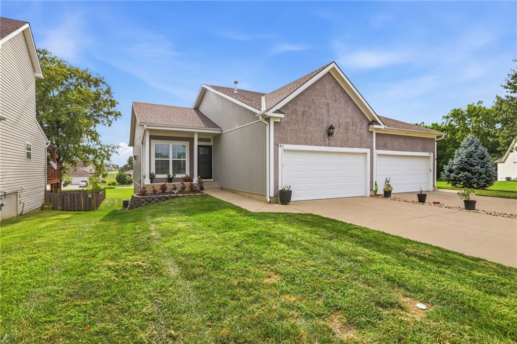 Listing Photo MLS #HMS2634185