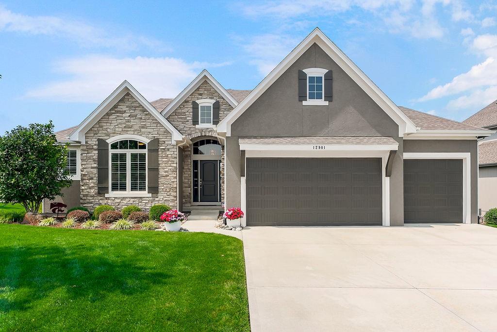 Listing Photo MLS #HMS2634188