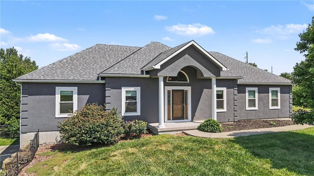 Listing Photo MLS #HMS2634209