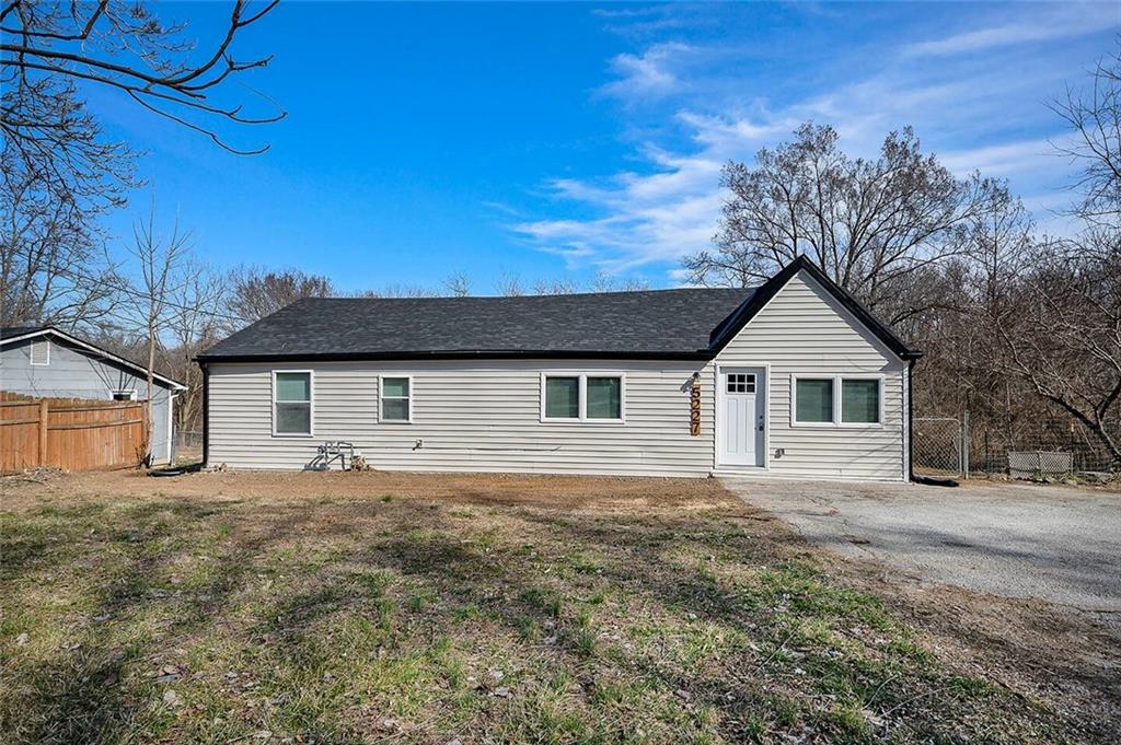 Listing Photo MLS #HMS2634217