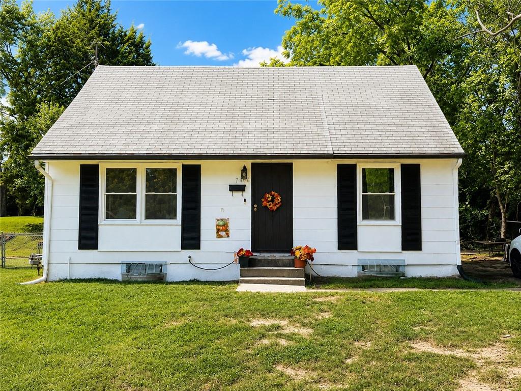 Listing Photo MLS #HMS2634261