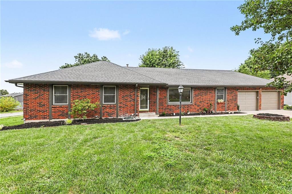 Listing Photo MLS #HMS2634277