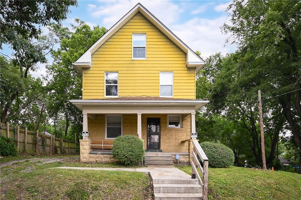 Listing Photo MLS #HMS2634291