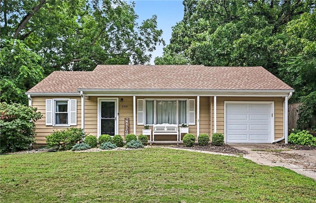 Listing Photo MLS #HMS2634317