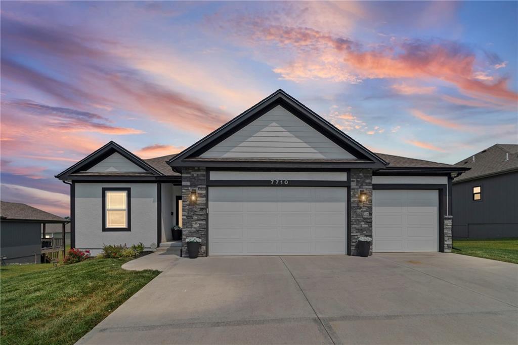 Listing Photo MLS #HMS2634361