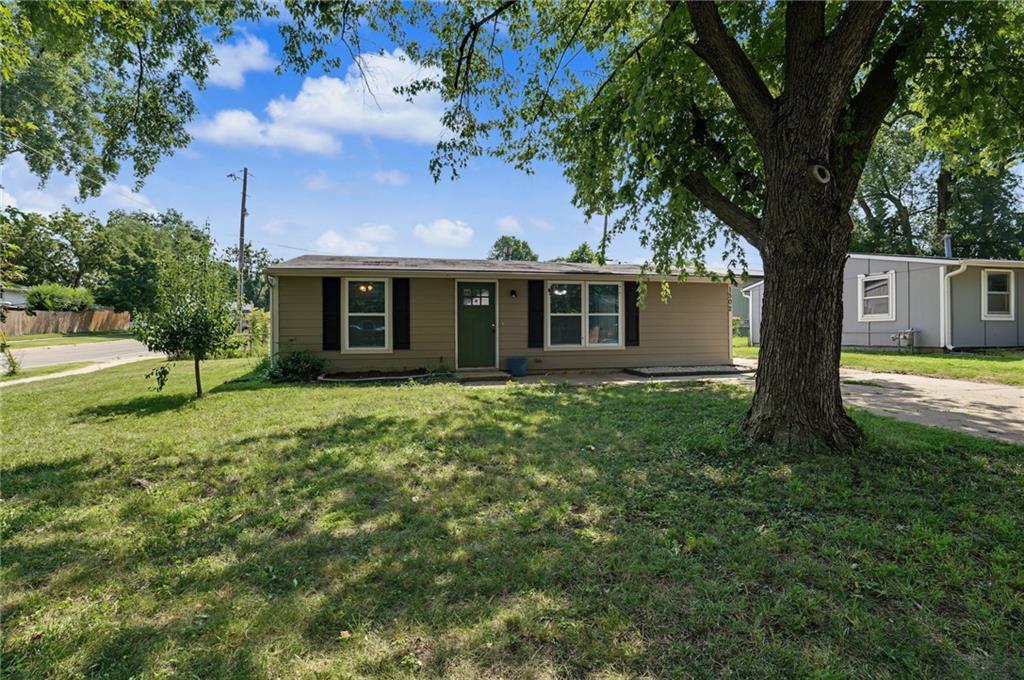 Listing Photo MLS #HMS2634369