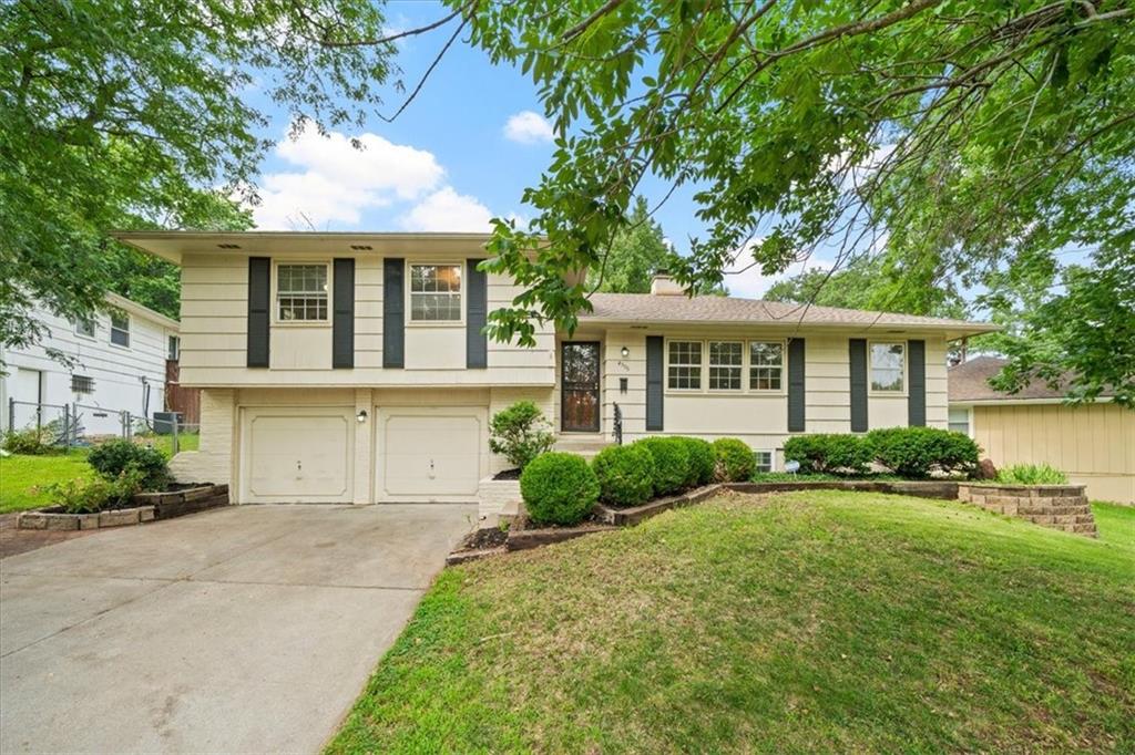 Listing Photo MLS #HMS2634375