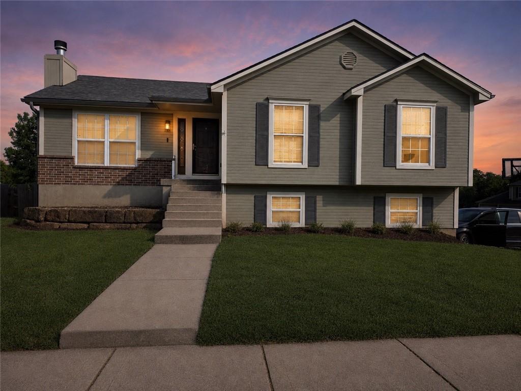 Listing Photo MLS #HMS2634437