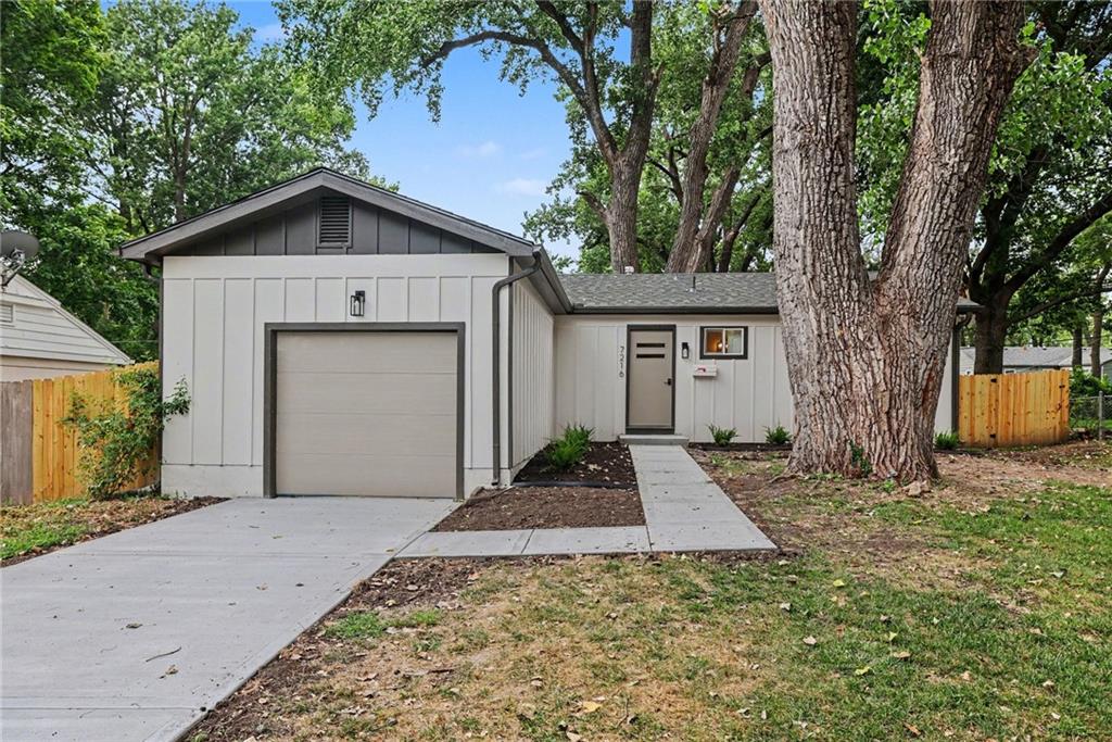 Listing Photo MLS #HMS2634488
