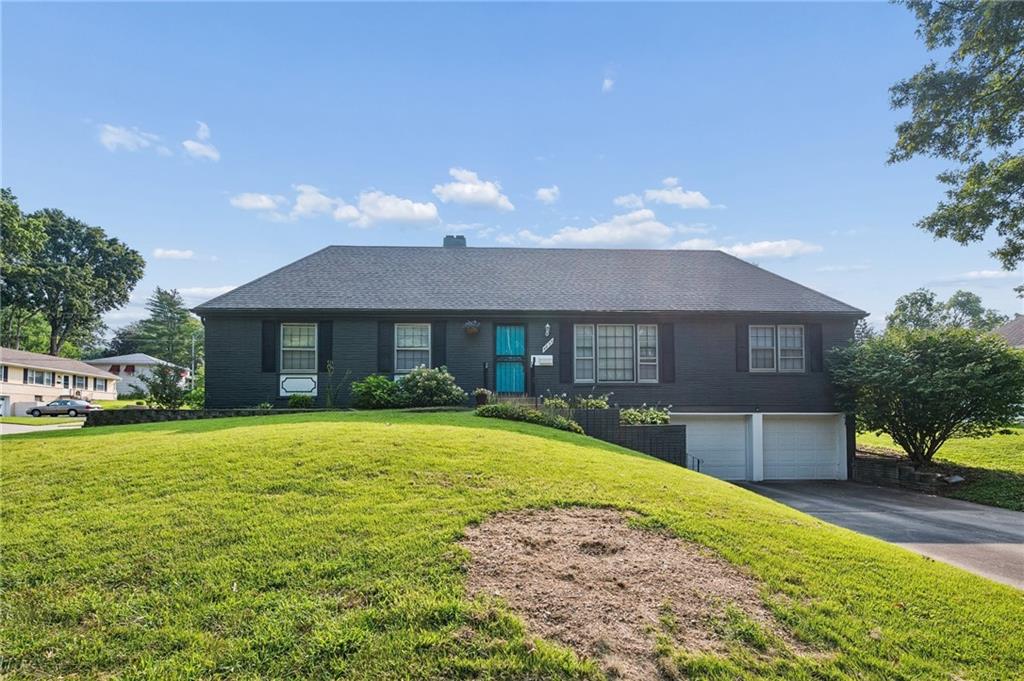Listing Photo MLS #HMS2634503