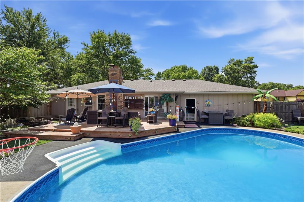 Listing Photo MLS #HMS2634556