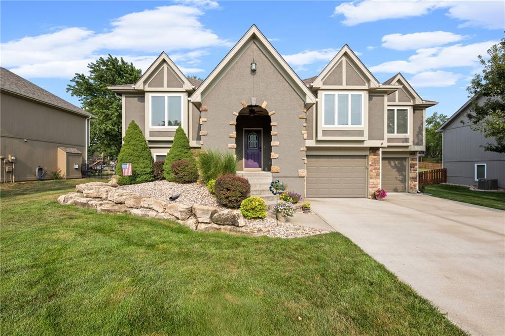 Listing Photo MLS #HMS2634561