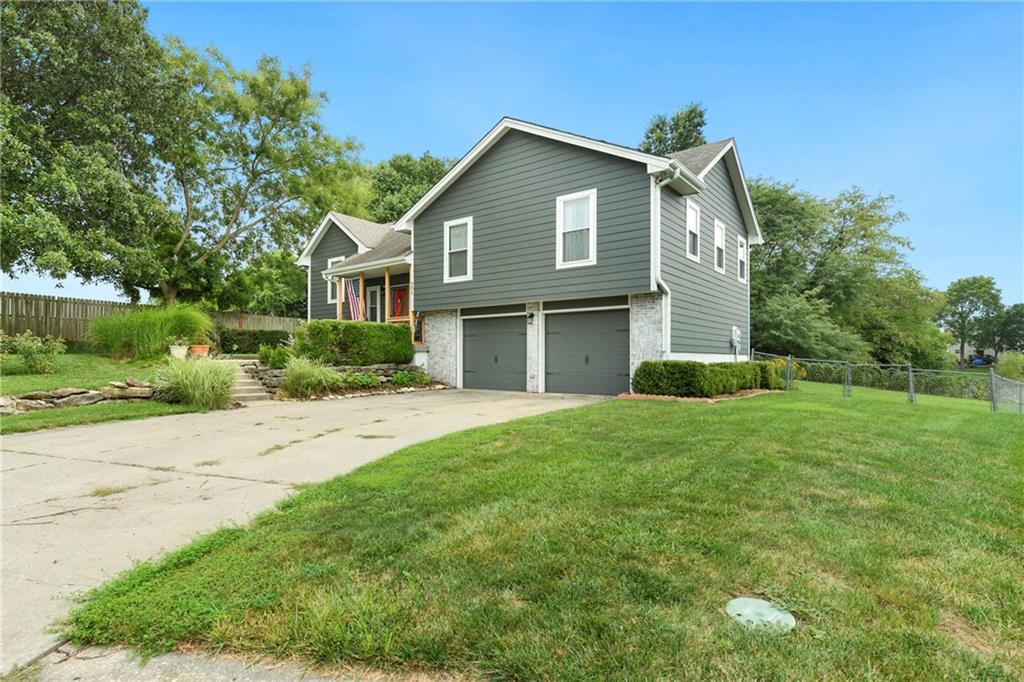Listing Photo MLS #HMS2634612