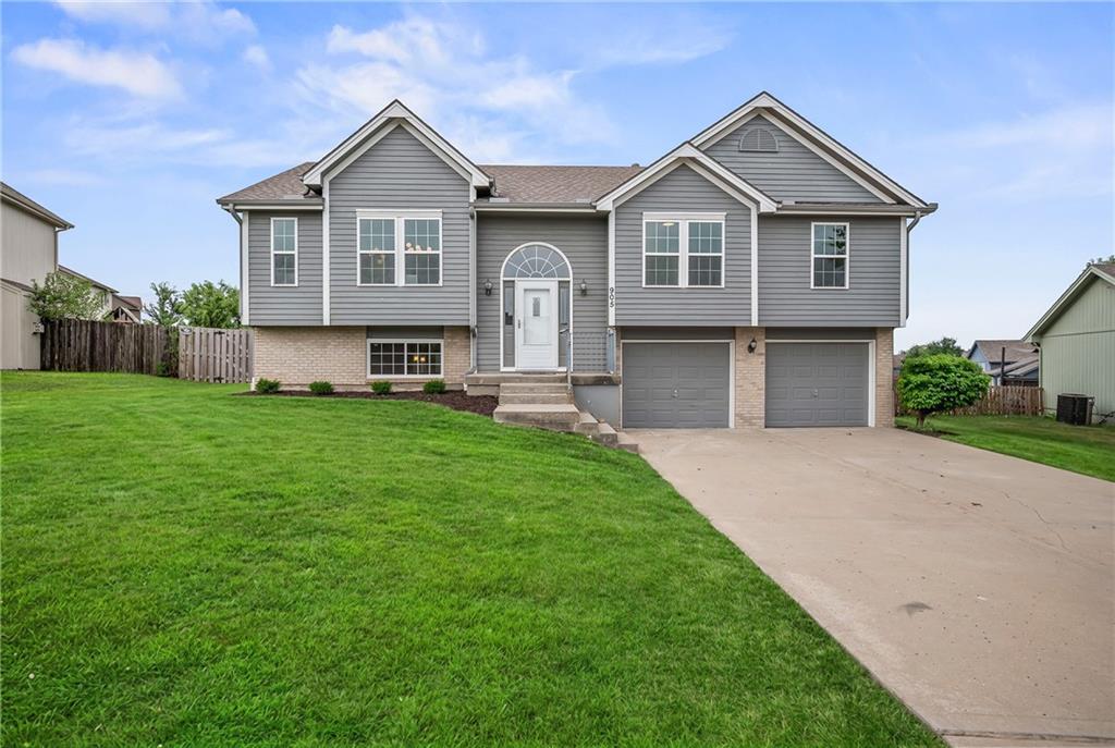 Listing Photo MLS #HMS2634696