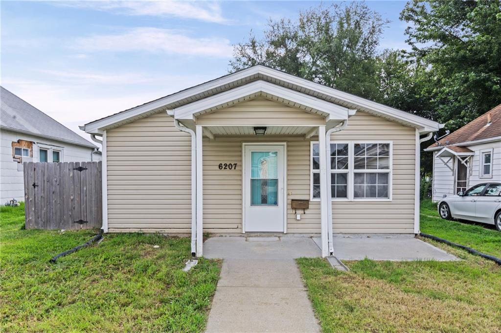 Listing Photo MLS #HMS2634853