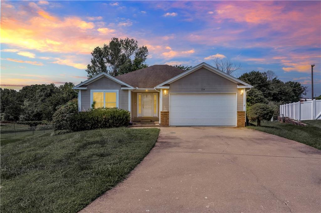 Listing Photo MLS #HMS2634856