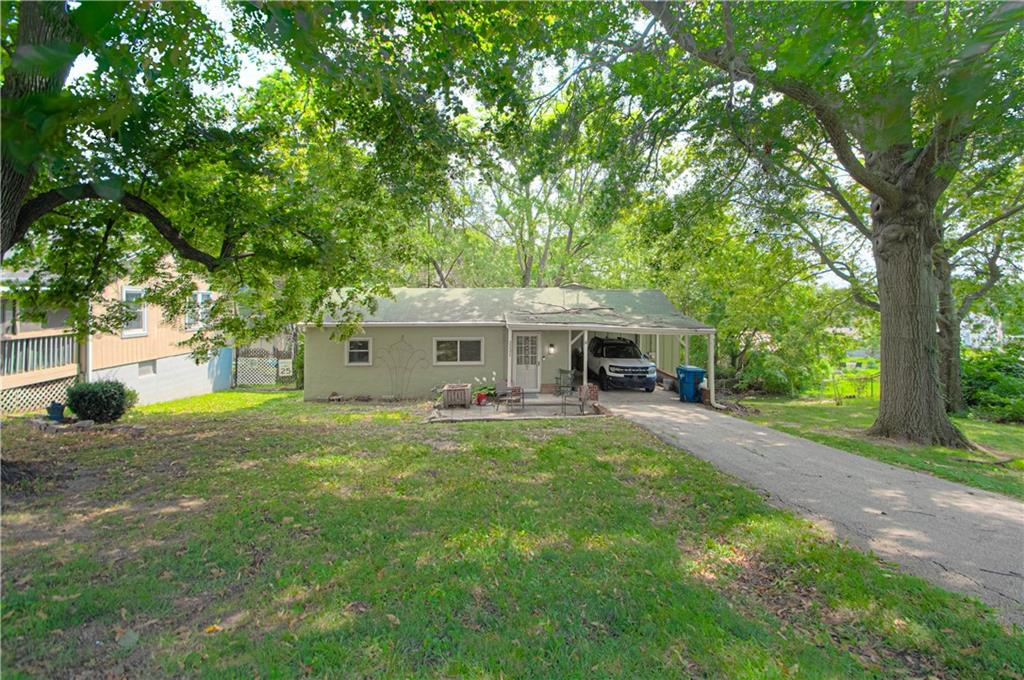 Listing Photo MLS #HMS2634933